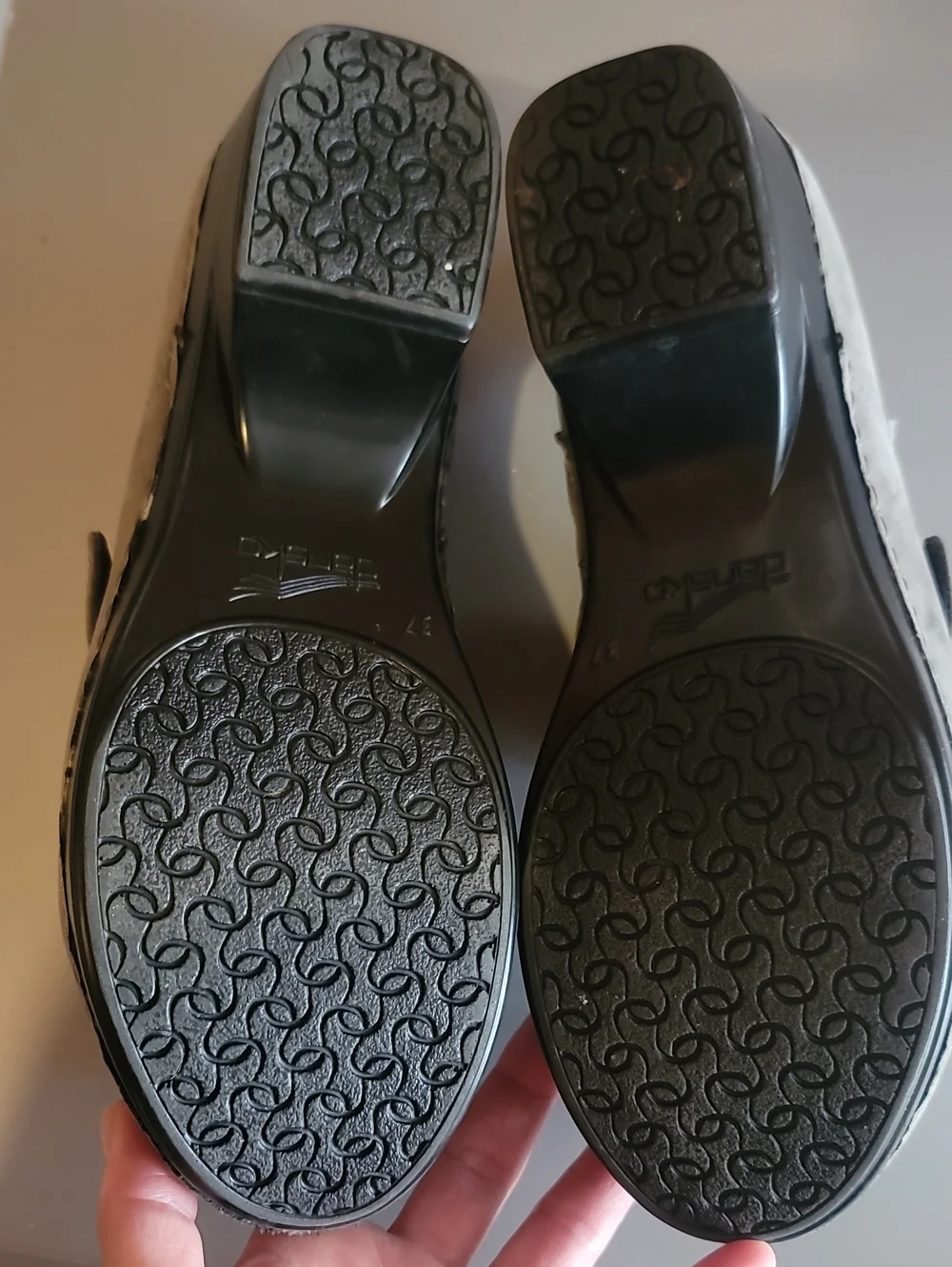 Dansko Tamara Gray Suede Buckle Clog Size 37 - Picture 4 of 8